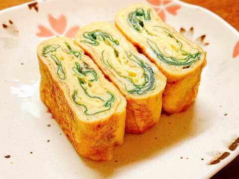 卵1個☆乾燥ワカメの卵焼き